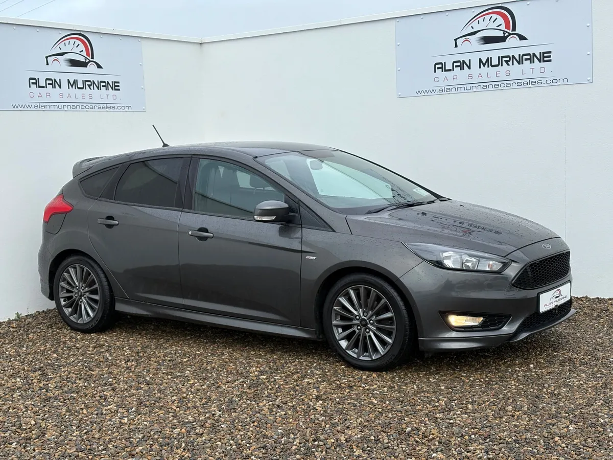 FORD FOCUS ST-LINE 2018 LOW MILAGE - Image 1
