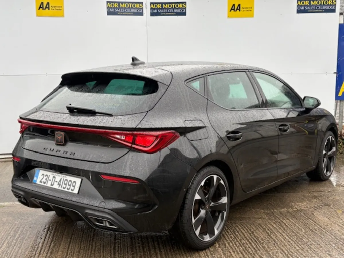 Cupra Leon 2023 DSG 1.5 PETROL - Image 2