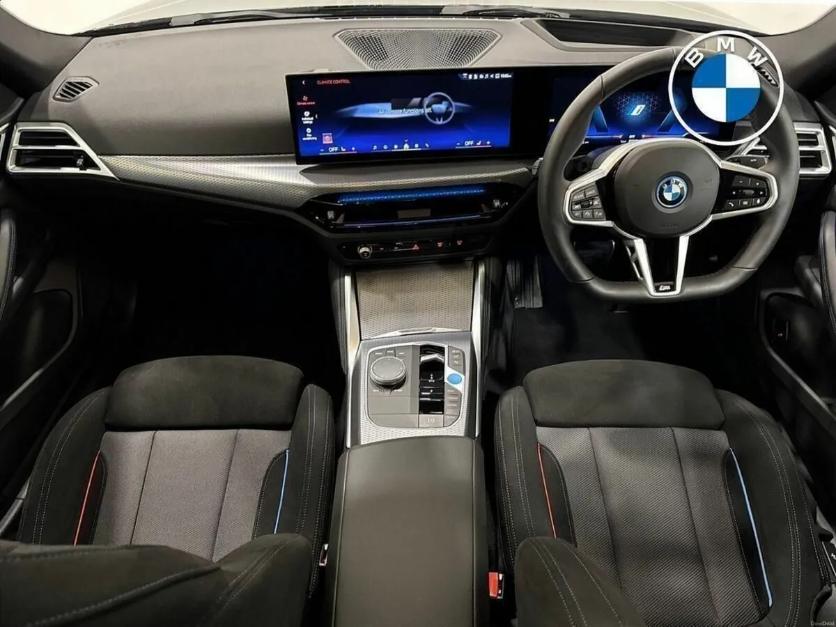 BMW i4 eDrive35 M Sport - Image 4