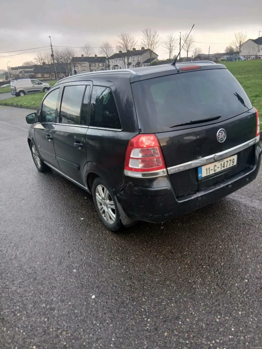 2011 VAUXHALL  ZAFIRA 17 DIESEL  7 SEATER - Image 3