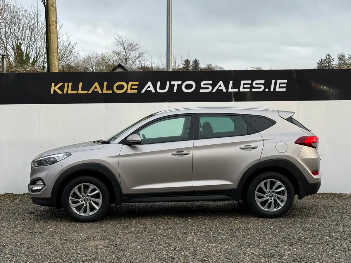 2017 Hyundai Tucson 1.7CRDI Executive - Image 4
