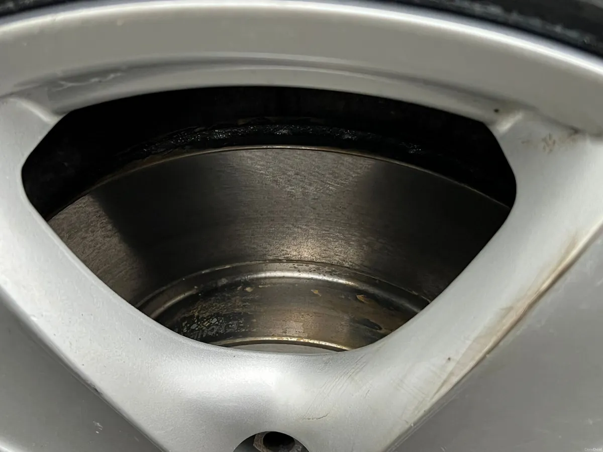 Volkswagen Golf 2010 1.6TDI new nct 11/26 tax 2/26 - Image 4