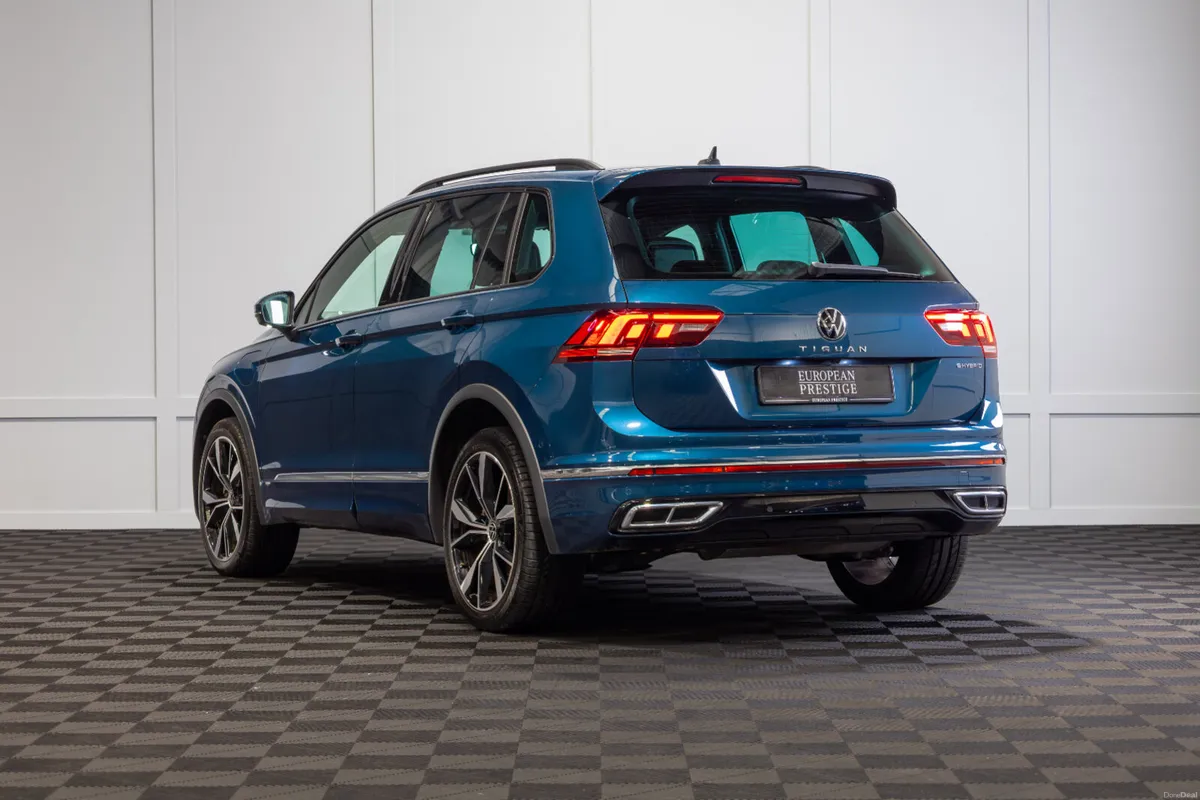 232 Volkswagen Tiguan R-Line 1.4TSI - Image 4