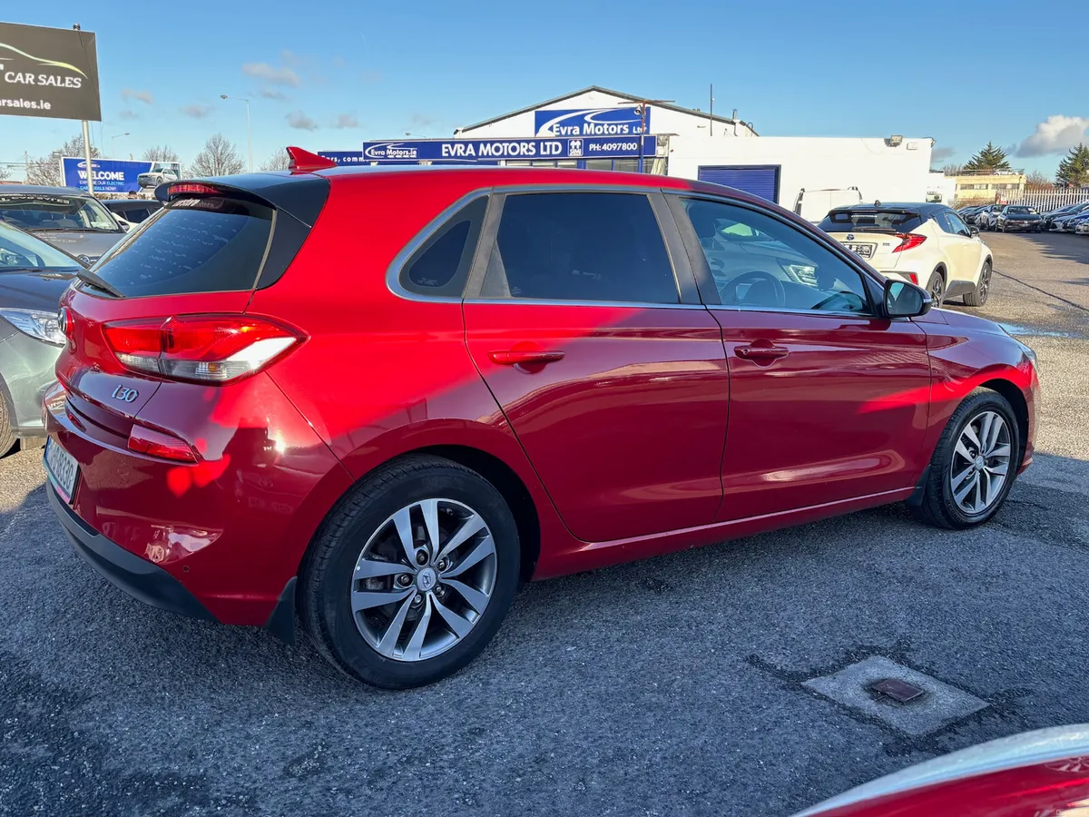 2017 Hyundai i30 1.0 DELUXE PLUS Nct 02/27 - Image 4