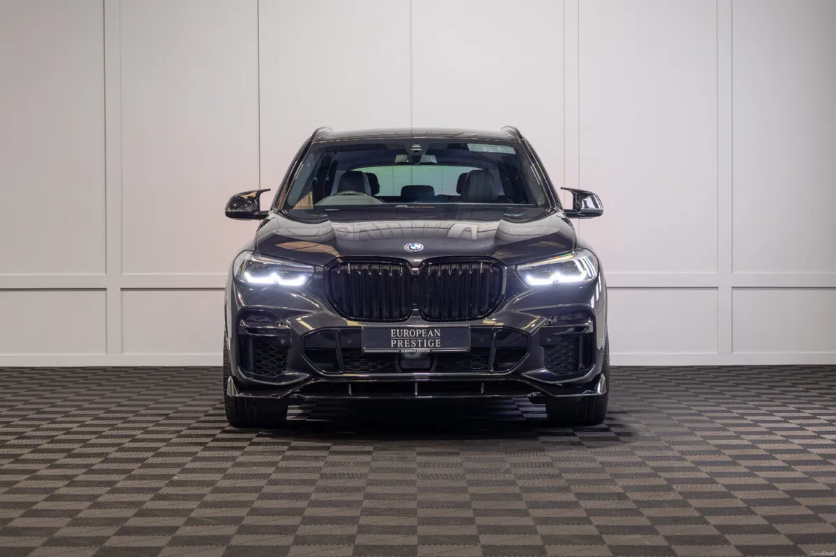 222 BMW X5 X-Drive 45e M-Sport - Image 2