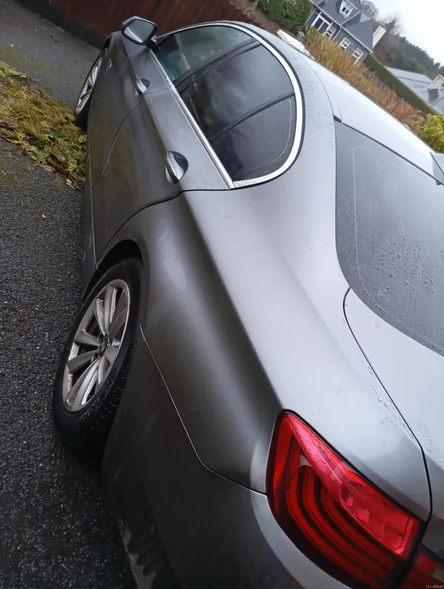 BMW 5-Series 2016 - Image 4