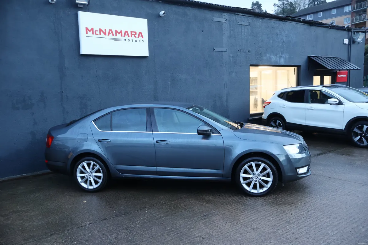 Skoda Octavia Elegance 79,000Km 1 Owner From New! - Image 2