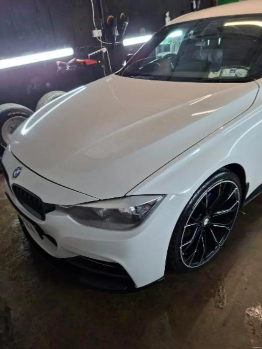 BMW 3-Series 2014 - Image 3