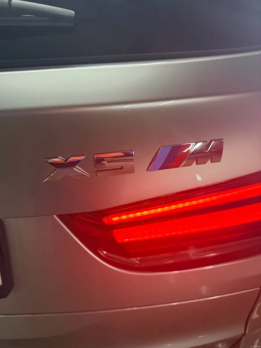 BMW X5M 4-4 petrol 5 seater crewcab - Image 3