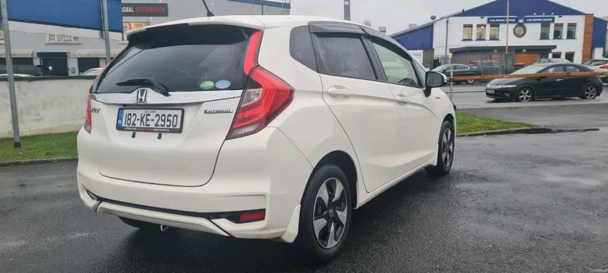 Honda Fit hybrid automatic - Image 3