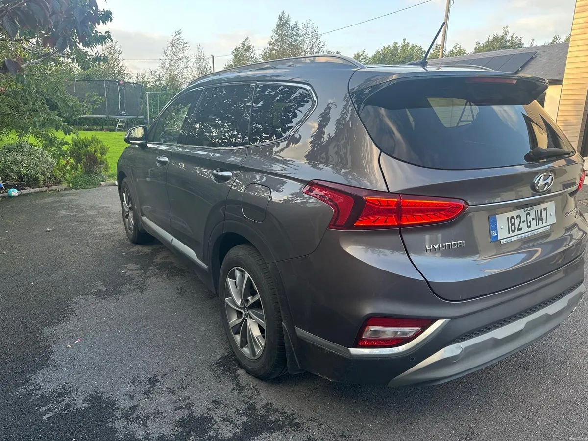 Hyundai 7 Seater - Image 4