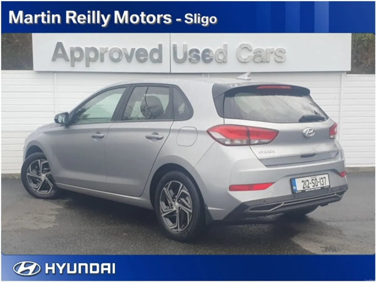 Hyundai i30 1.0 Deluxe - Image 3