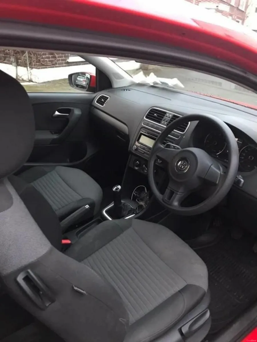 Volkswagen Polo 2010 - Image 4