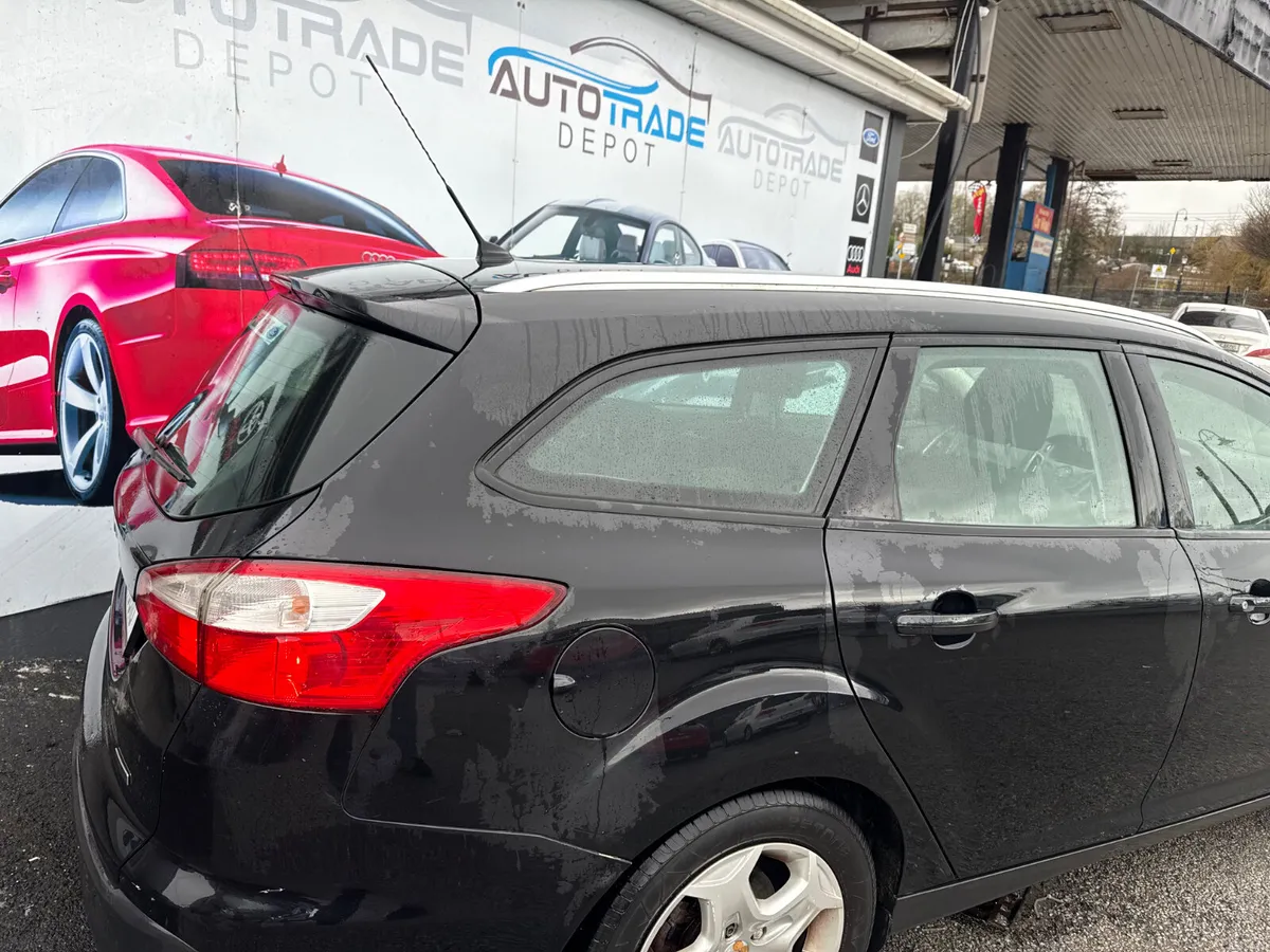 FORD FOCUS ESTATE TAX/NCT10/26 - Image 4