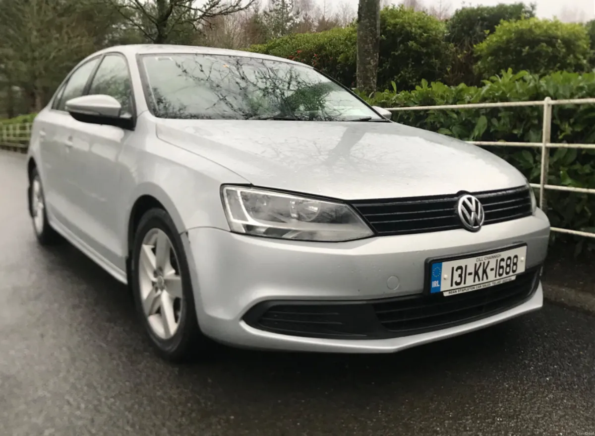 Volkswagen Jetta 1.6 Tdi Comfort Line - Image 2