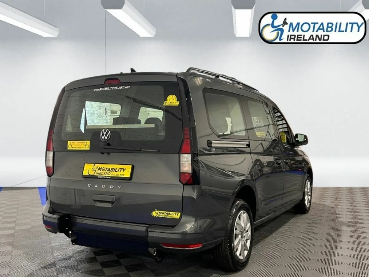 Volkswagen Caddy Life 7 Seater - Image 2