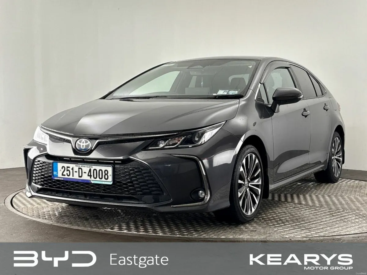 Toyota Corolla 1.8 Hybrid Luna Saloon Sport - Image 3