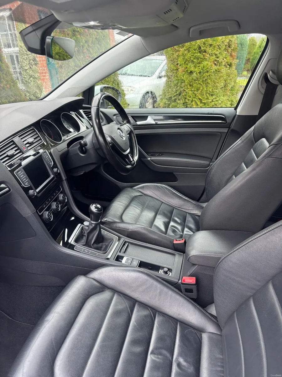 VW HIGH-LINE GOLF 1.6 TDI - Image 4