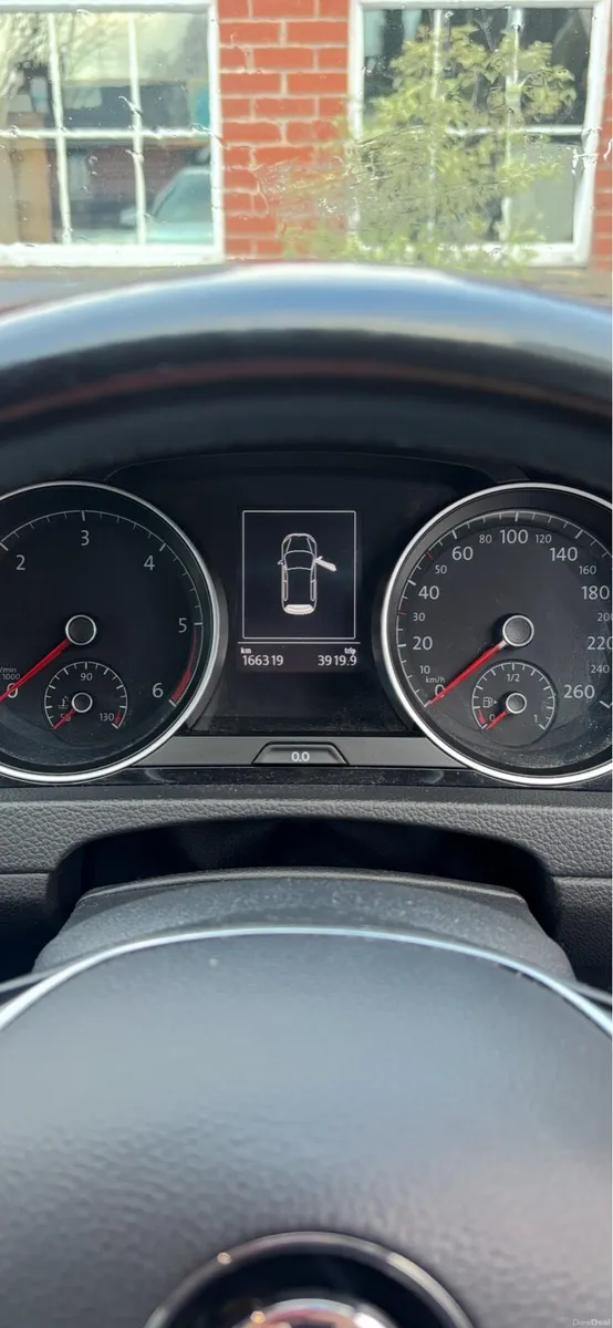 VW HIGH-LINE GOLF 1.6 TDI - Image 3