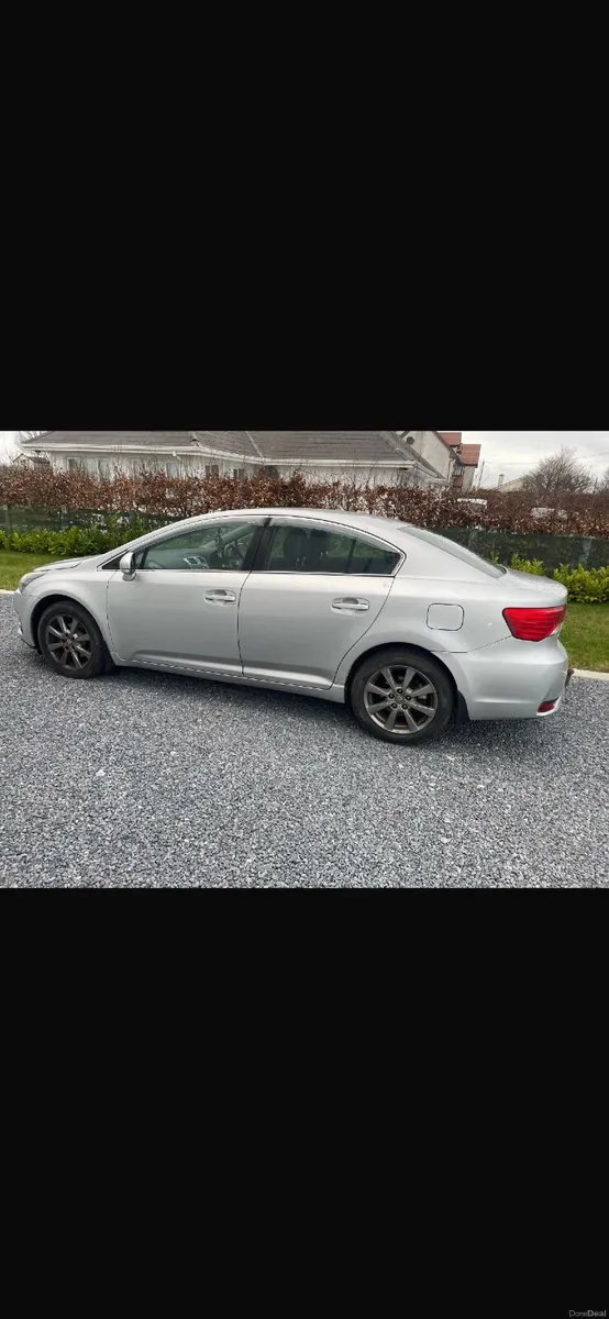 Toyota Avensis 2012 - Image 1
