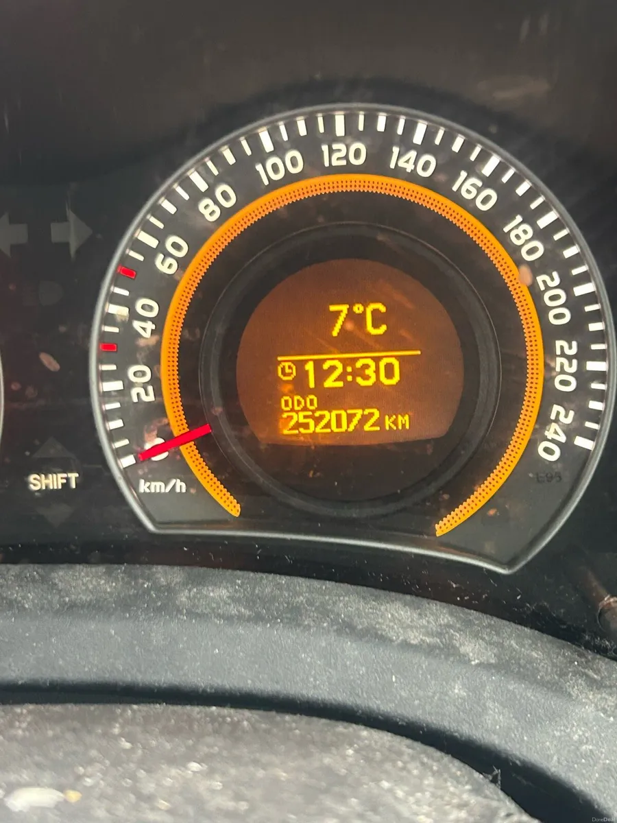 2011 Toyota auris 1.4 sport - Image 2