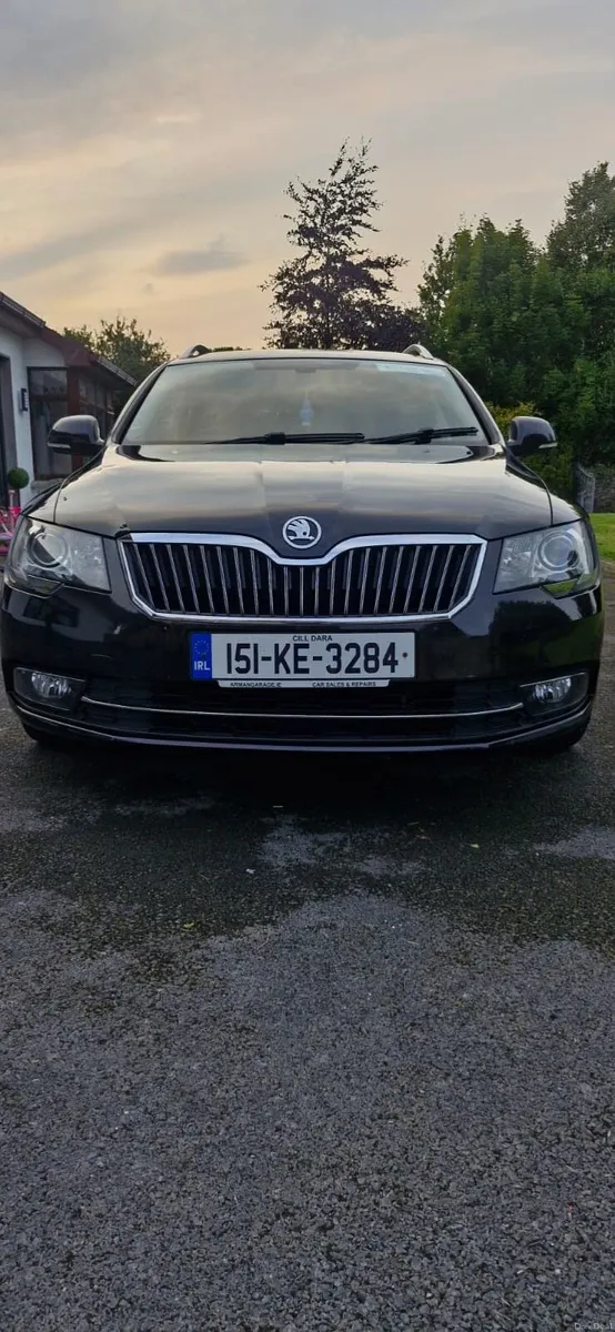 Skoda Superb 2015 - Image 2