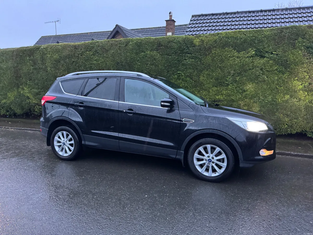 Ford Kuga titanium high spec - Image 1