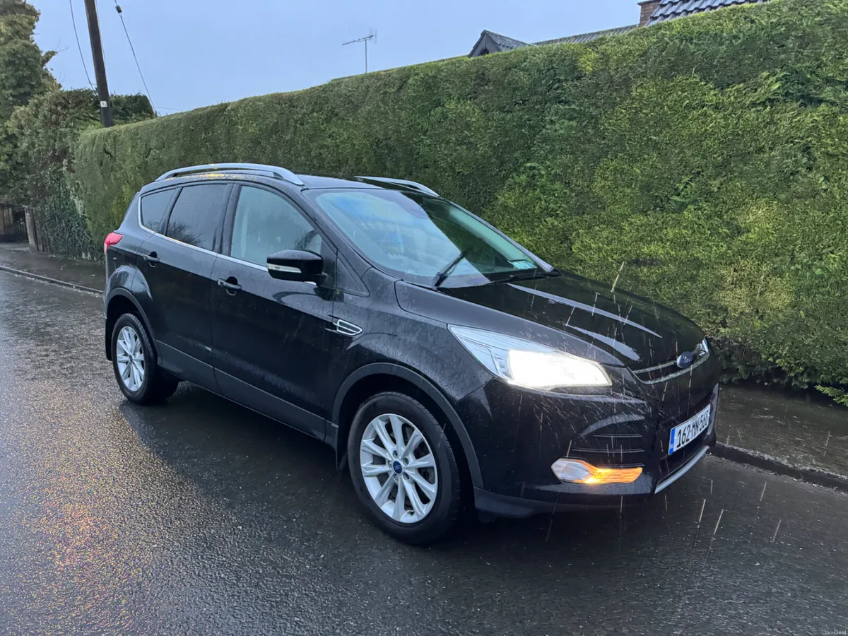 Ford Kuga titanium high spec - Image 2