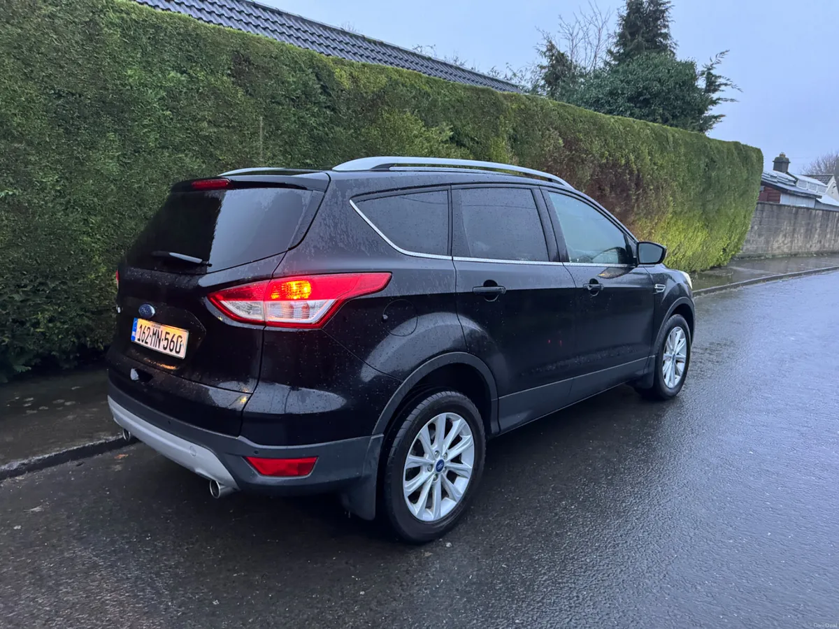 Ford Kuga titanium high spec - Image 3