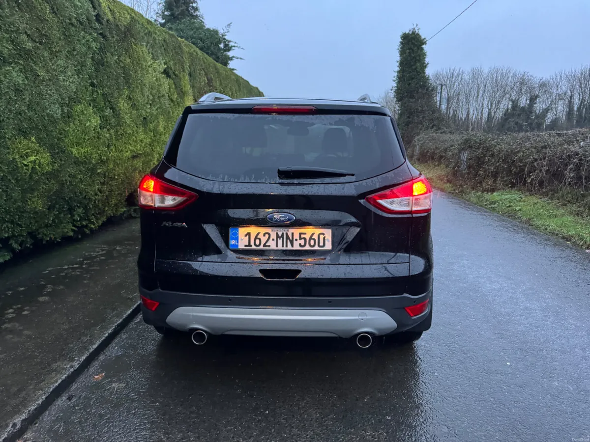 Ford Kuga titanium high spec - Image 4