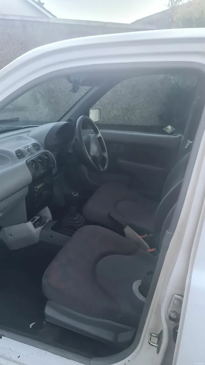 Nissan Micra 1998 very low miles - Image 4