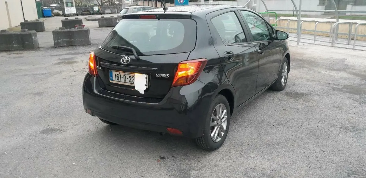 Toyota Yaris 2016 - Image 4