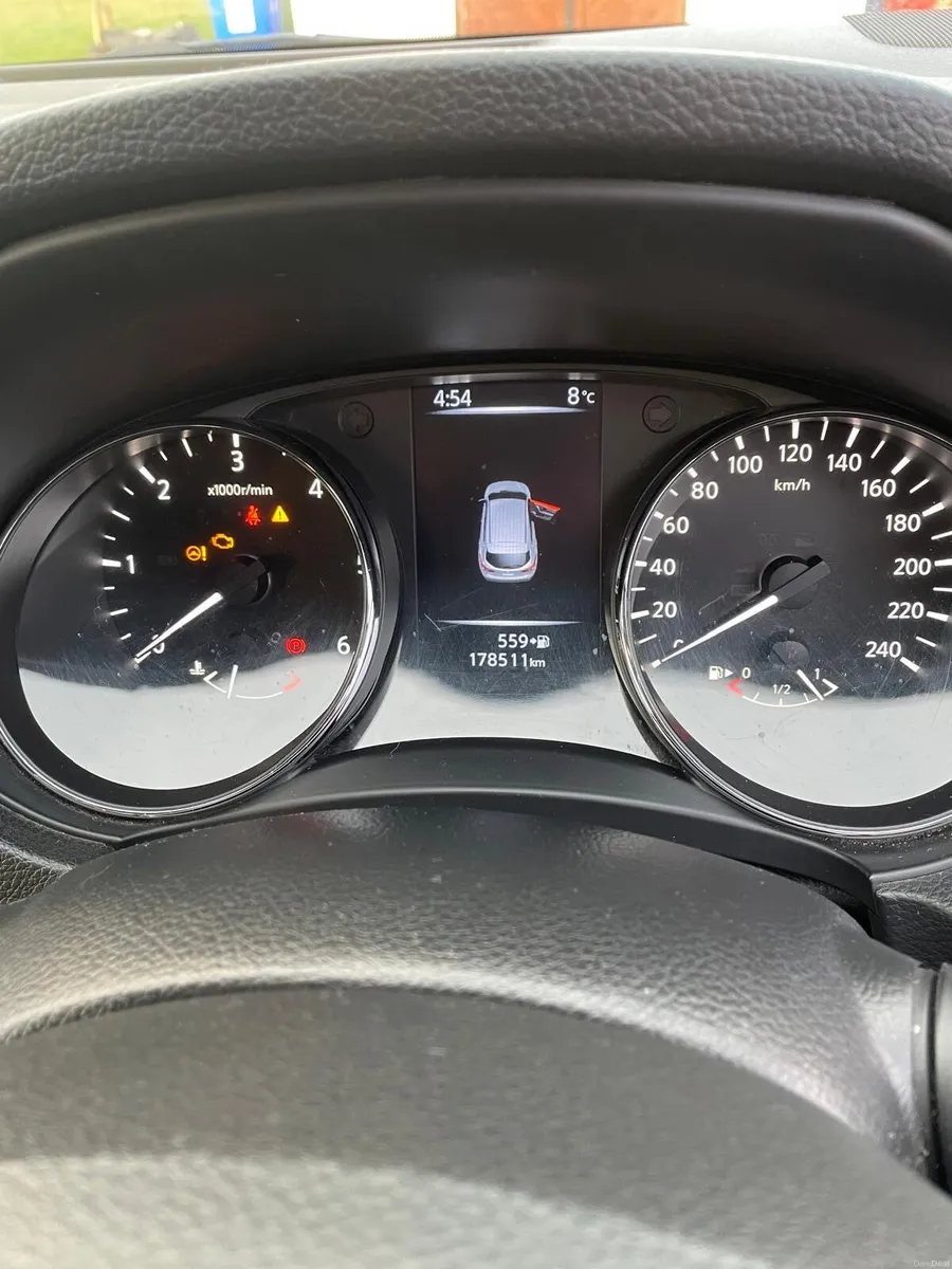 Nissan Qashqai 2014 - Image 4