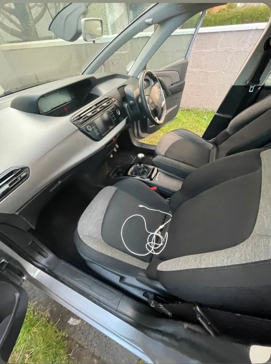 Citroen C4 Picasso - Image 2