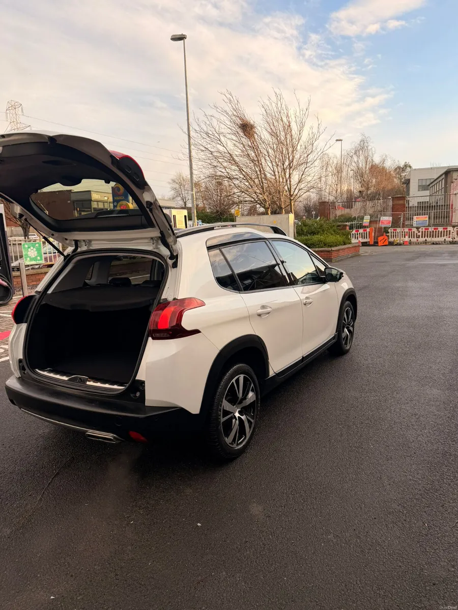 Peugeot-2008 Automatic 2017 - Image 3