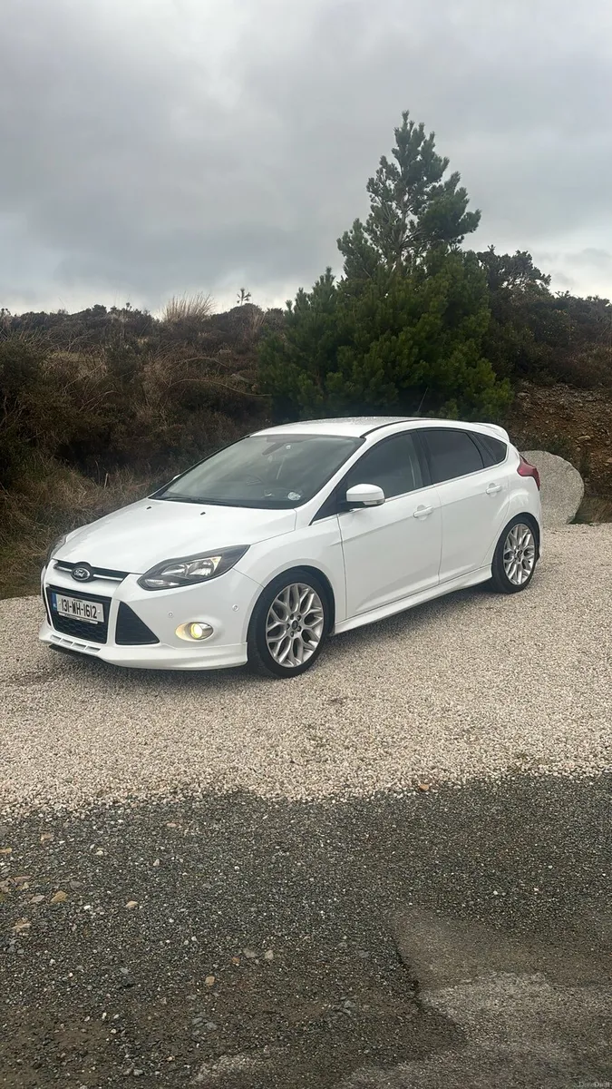 Ford Focus 1.6 Zetec - Image 4