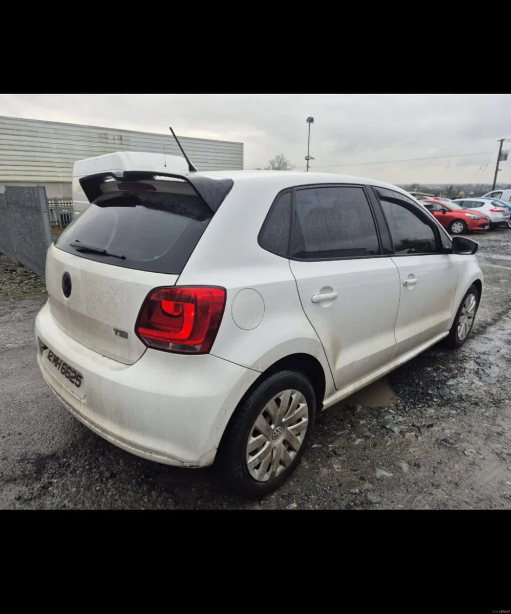 Volkswagen Polo 2012 1.2 Automatic - Image 3
