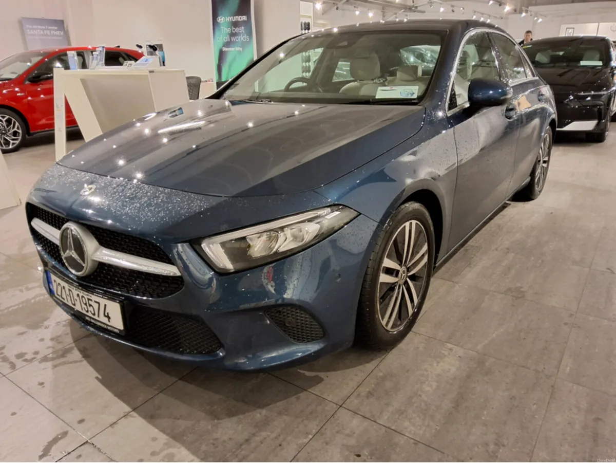 Mercedes-Benz A-Class 180 SALOON  AUTO - Low Milea - Image 4