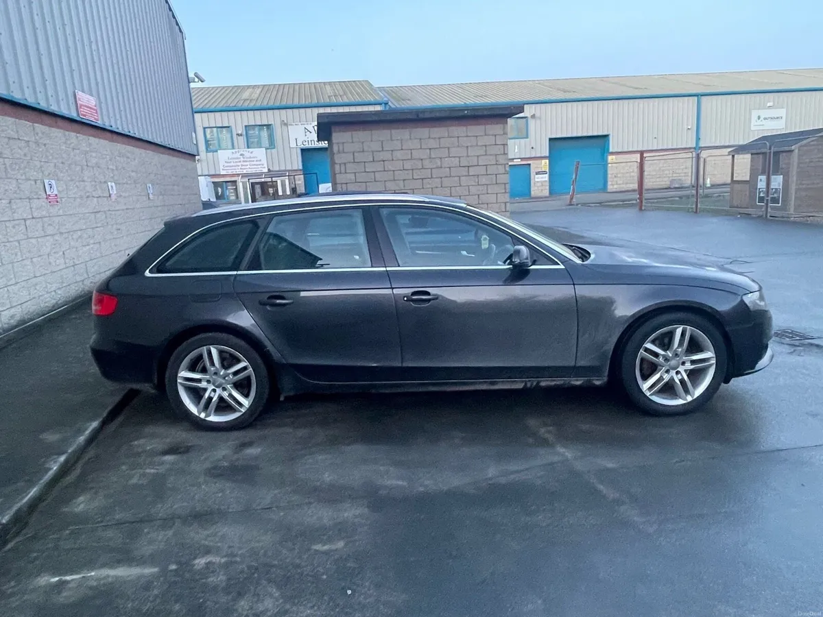 Audi A4 2010, 2.0Tdi, Automatic, Estate. - Image 3