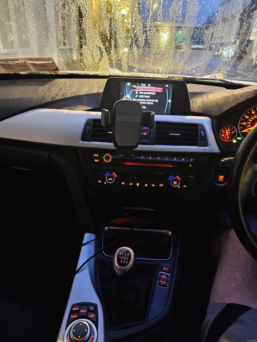 BMW 3 series 2015 NCT 03/2027 - Image 3