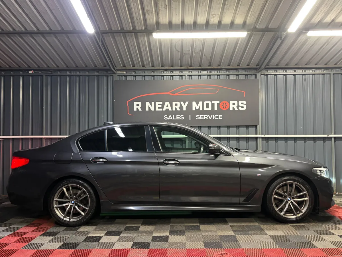 2018 BMW 5-Series 520d M Sport Automatic - Image 4