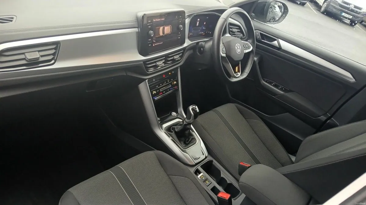 Volkswagen T-Roc EDITION 75 2.0TDI 116HP **REAR VI - Image 2