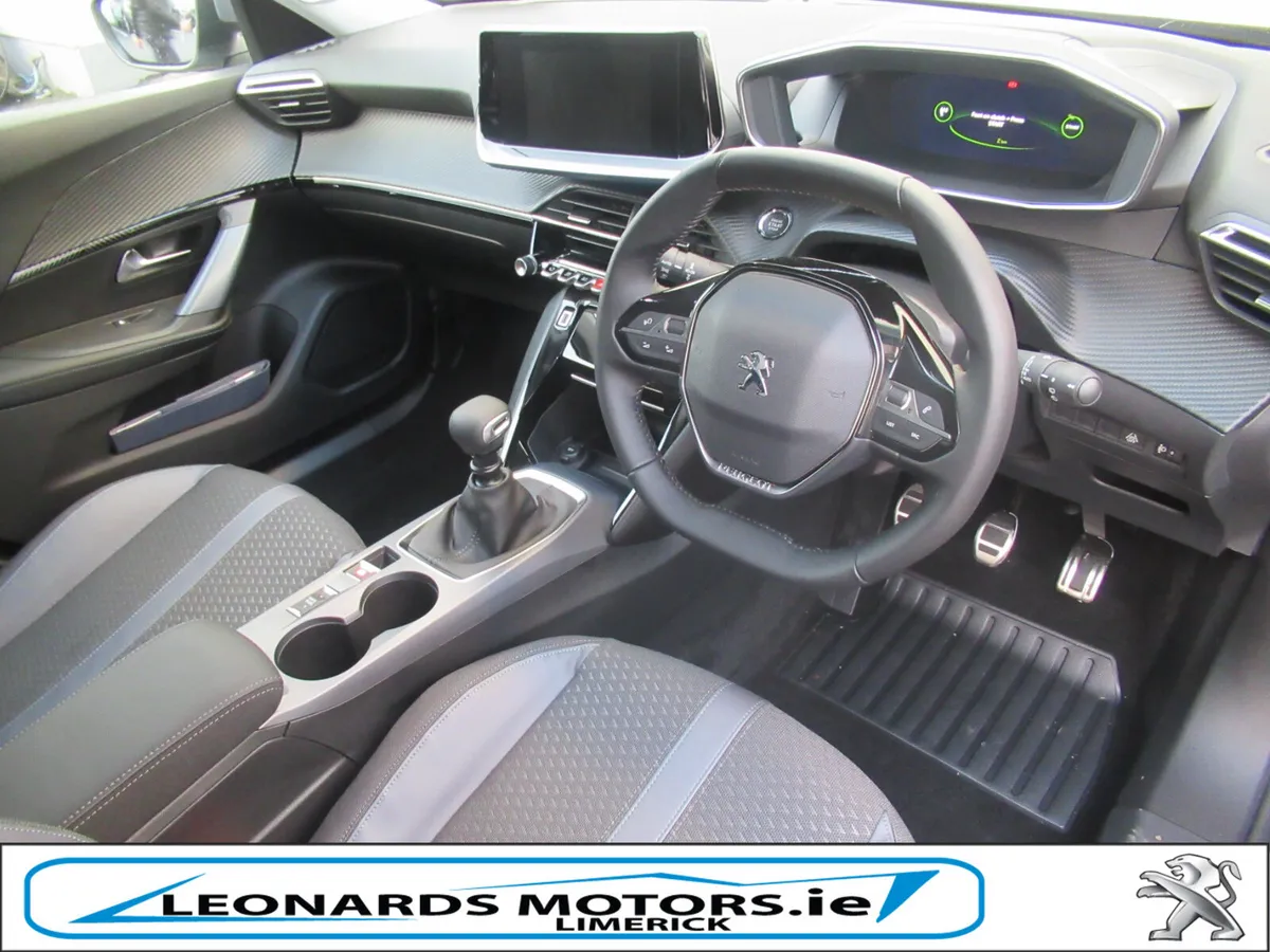 221 Peugeot 2008 Allure 1.2P 100bhp - Image 6