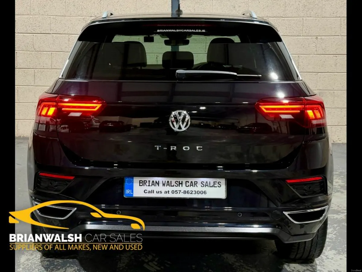Volkswagen T-Roc 2.0 TDI R-LINE - Image 4
