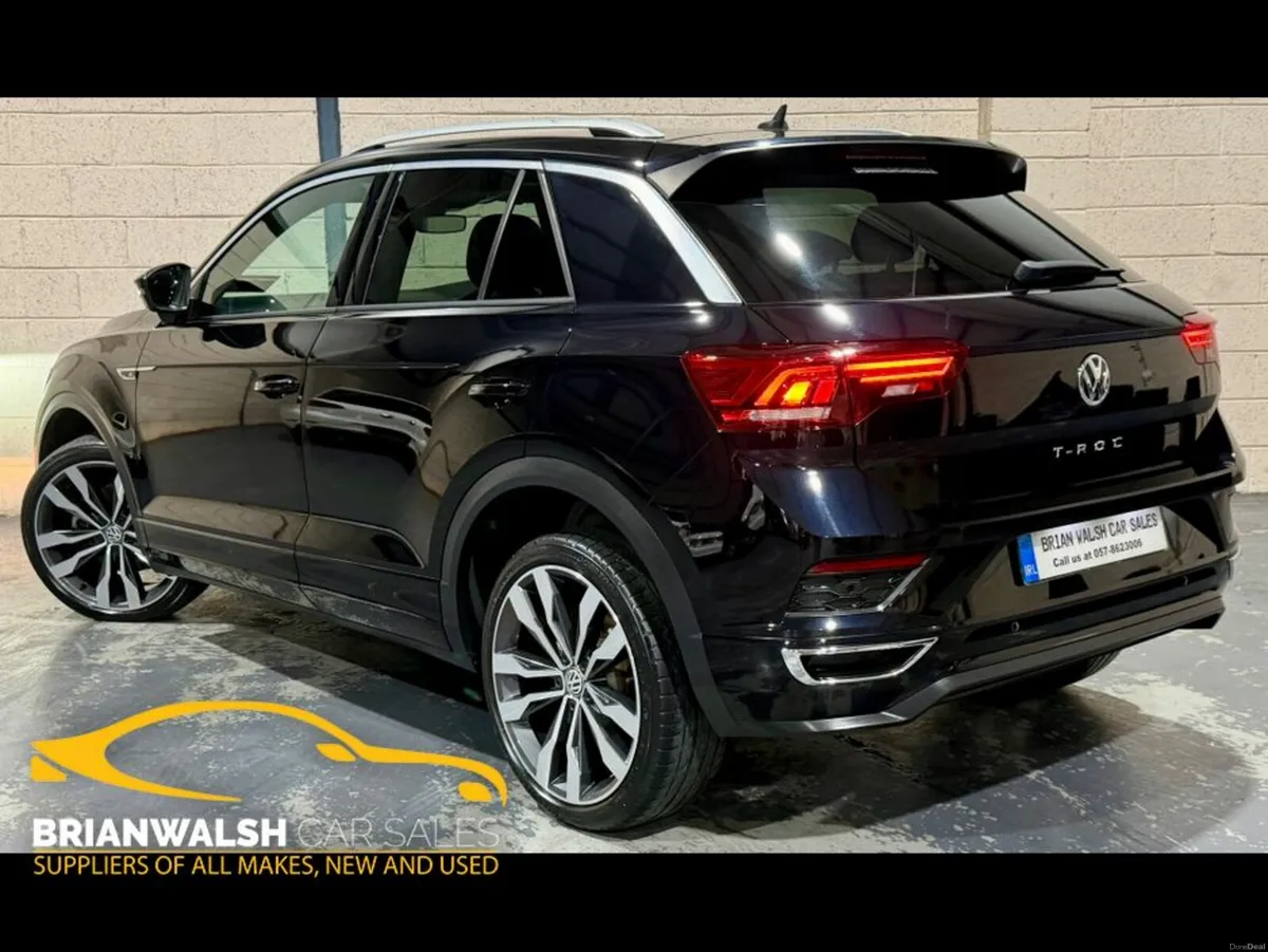 Volkswagen T-Roc 2.0 TDI R-LINE - Image 2