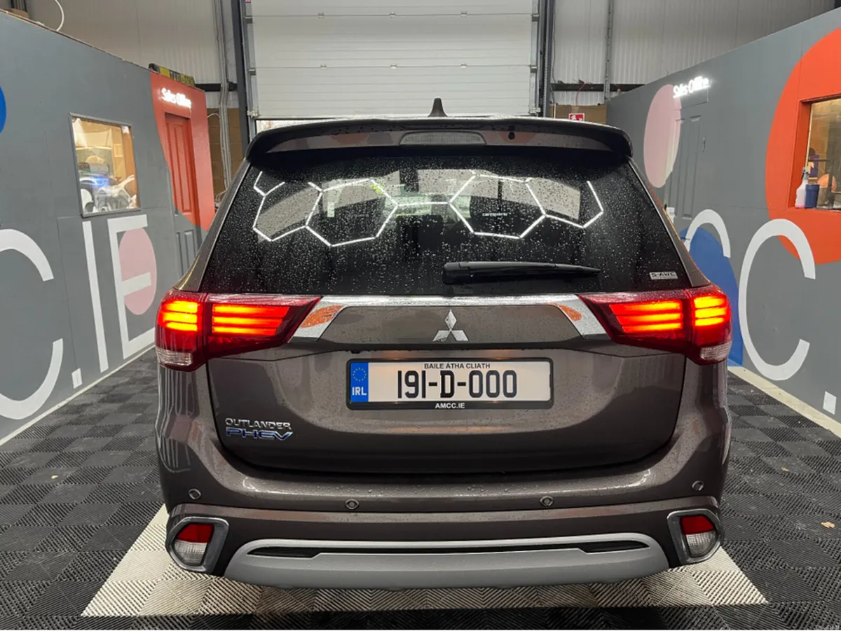 Mitsubishi Outlander €22950 2019 MITSUBISHI OUTLAN - Image 3