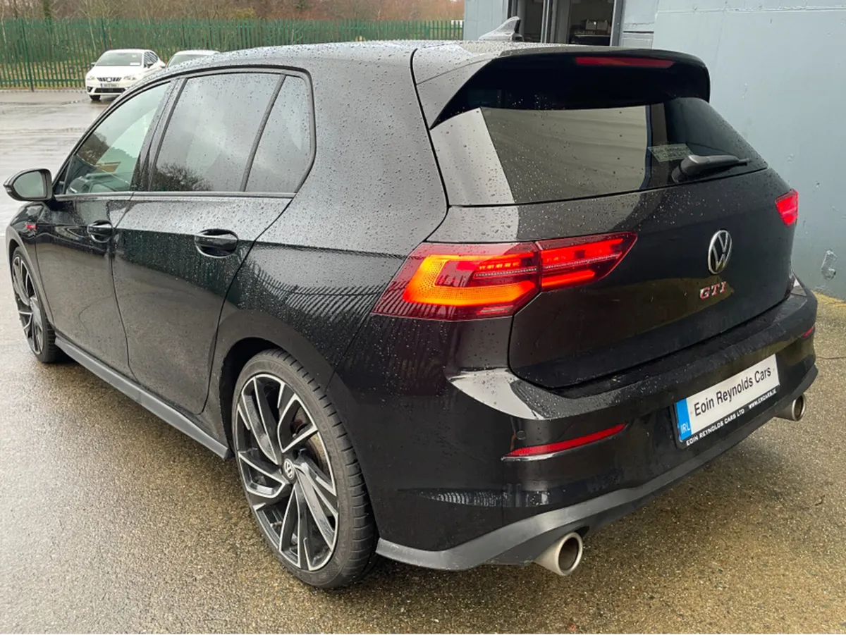 Volkswagen Golf GTI 2.0 TSI DSG 245 AS NEW LOW KMS - Image 4