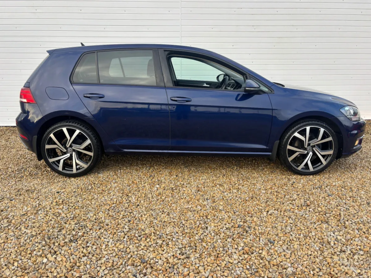 Volkswagen Golf COMFORTLINE 1.6 TDI MANUAL 5SPEED - Image 3