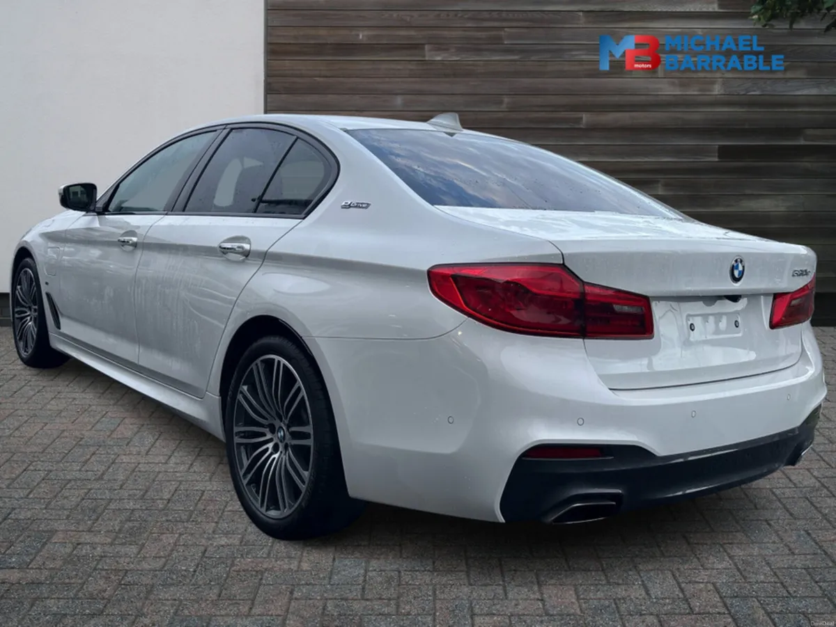 BMW 5-Series 2.0L Petrol Plug-In Hybrid Automatic - Image 4