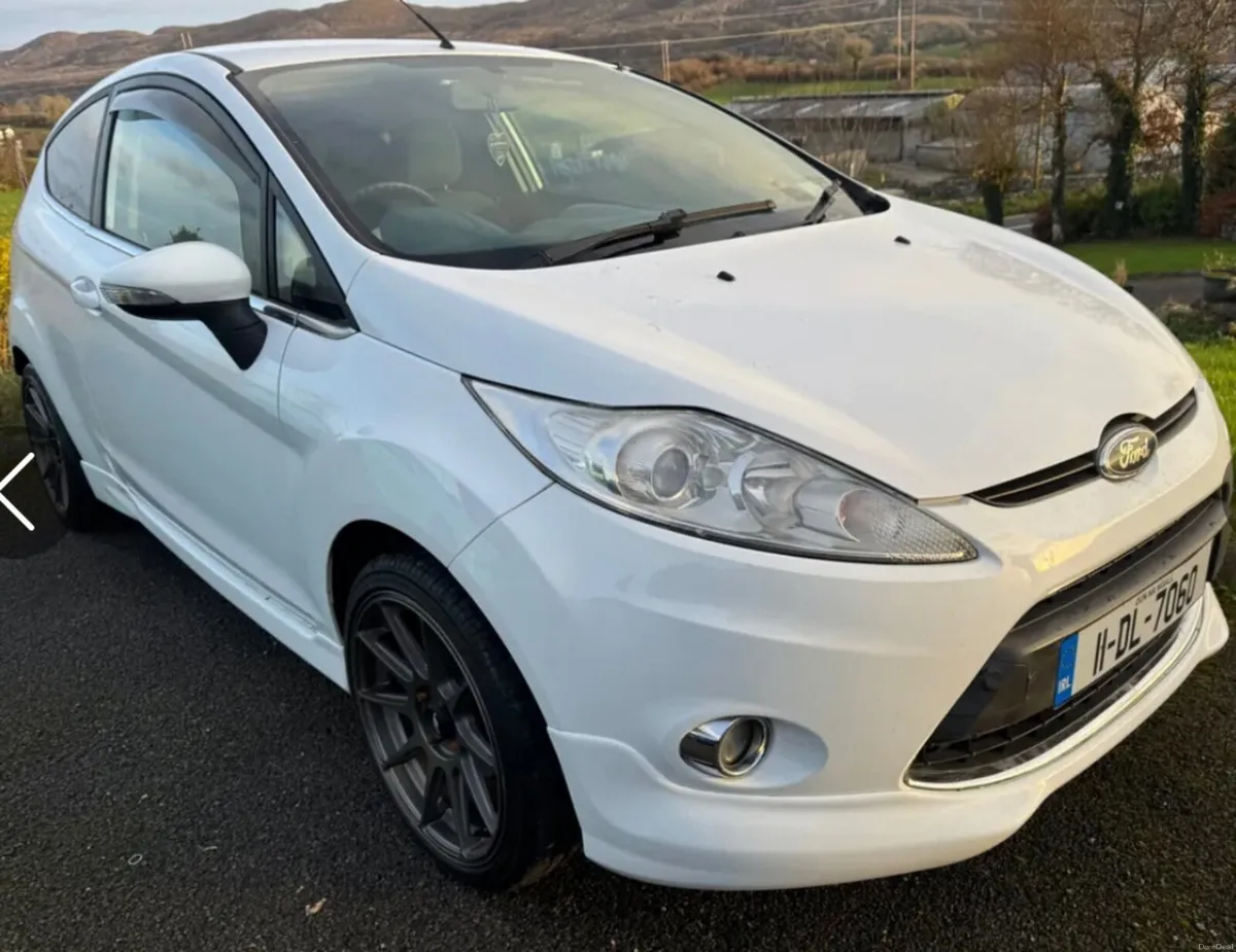Ford Fiesta 2011 diesel - Image 1